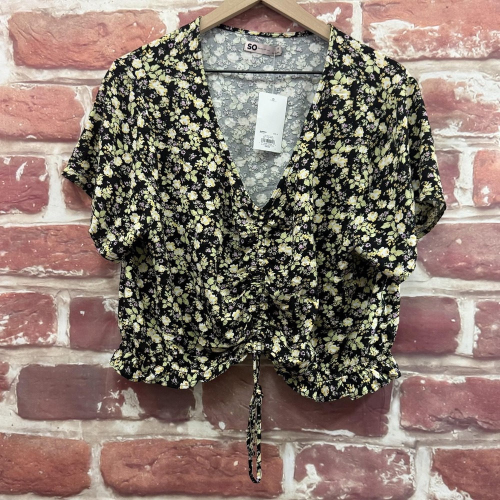 SO Crop Top Women's 1X Black Multicolor Cottage Ditsy Floral Tie Front Shirt